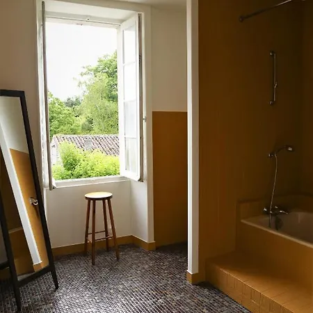 Bed and Breakfast Le Bonheur- Cognac Hiersac