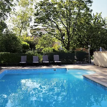 Le Bonheur- Cognac Bed and Breakfast