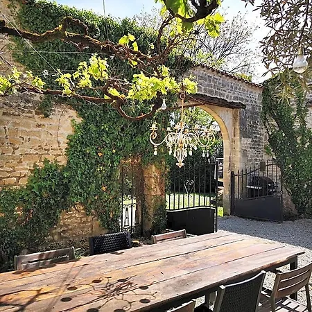 Le Bonheur- Cognac 3* Hiersac
