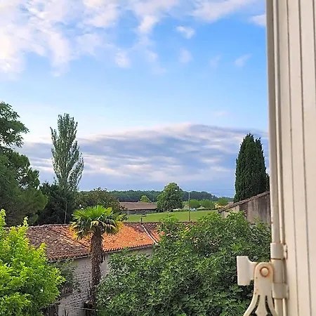 Le Bonheur- Cognac Bed & Breakfast 3*