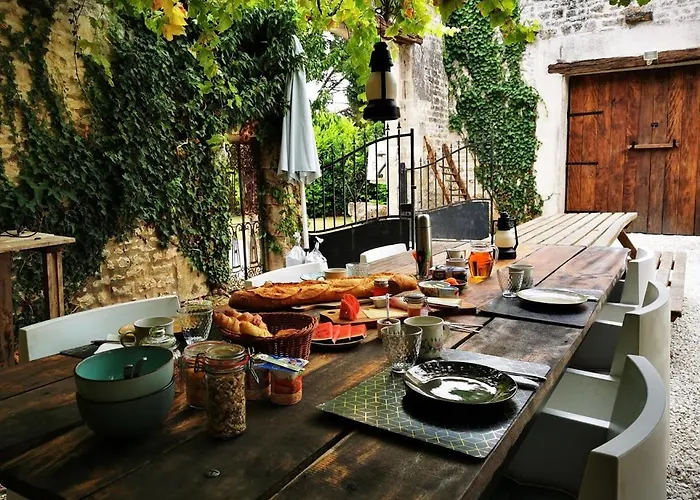 Le Bonheur- Cognac 3* Hiersac